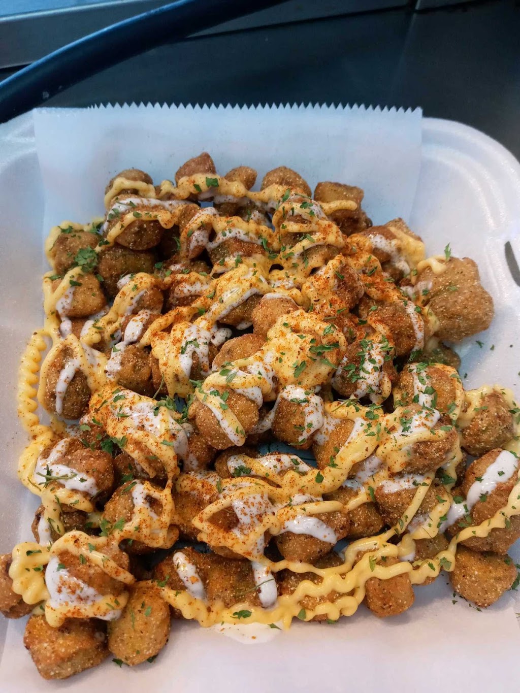 KC Wings | restaurant | 2501 Avenue E, Birmingham, AL 35218, USA | 2057774161 OR +1 205-777-4161