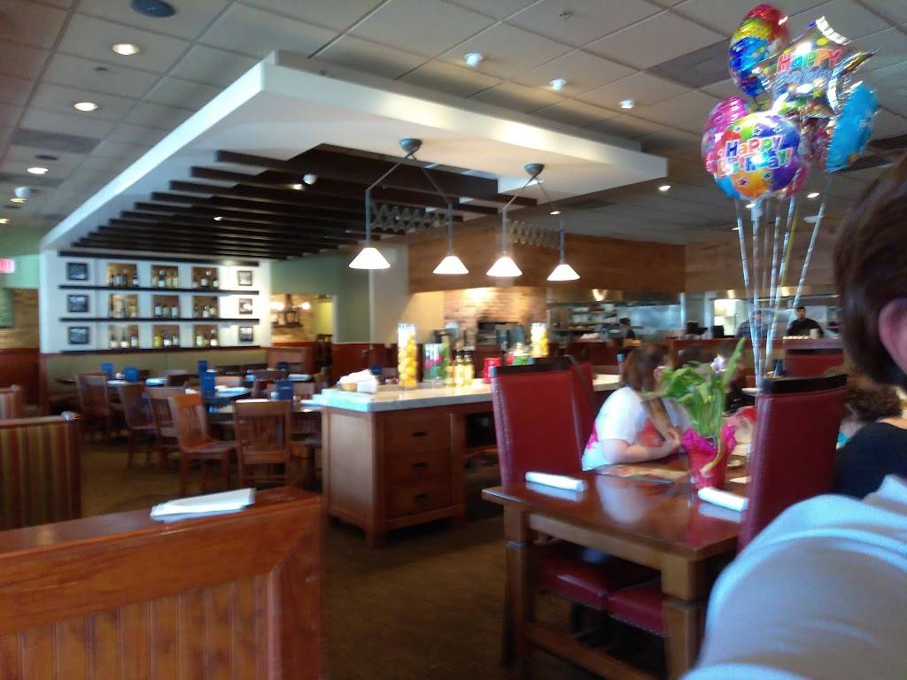 Carrabbas Italian Grill | restaurant | 7890 W Irlo Bronson Memorial Hwy, Kissimmee, FL 34747, USA | 4073909600 OR +1 407-390-9600