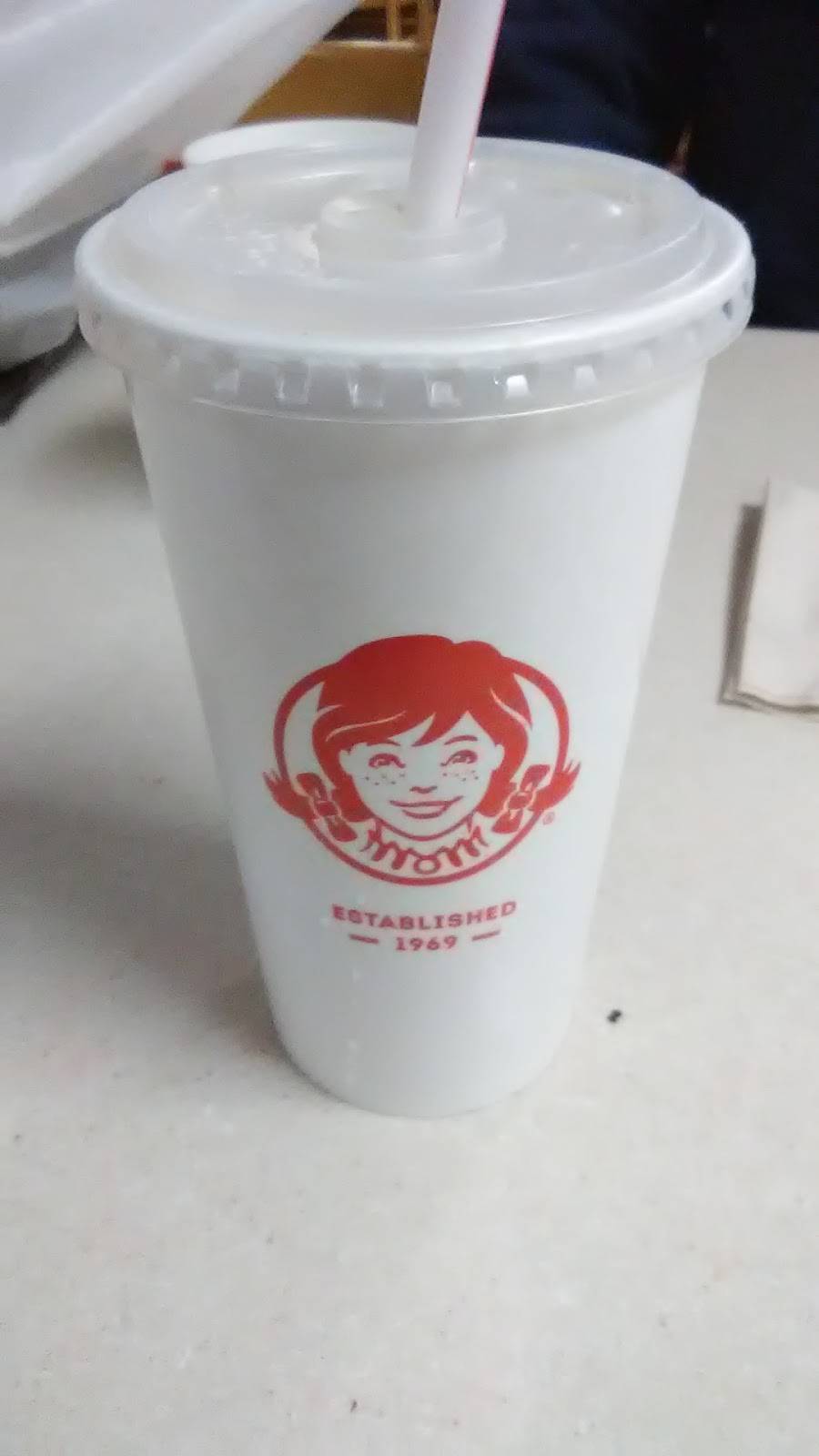Wendys | restaurant | 2041 Street Rd, Bensalem, PA 19020, USA | 2156389180 OR +1 215-638-9180