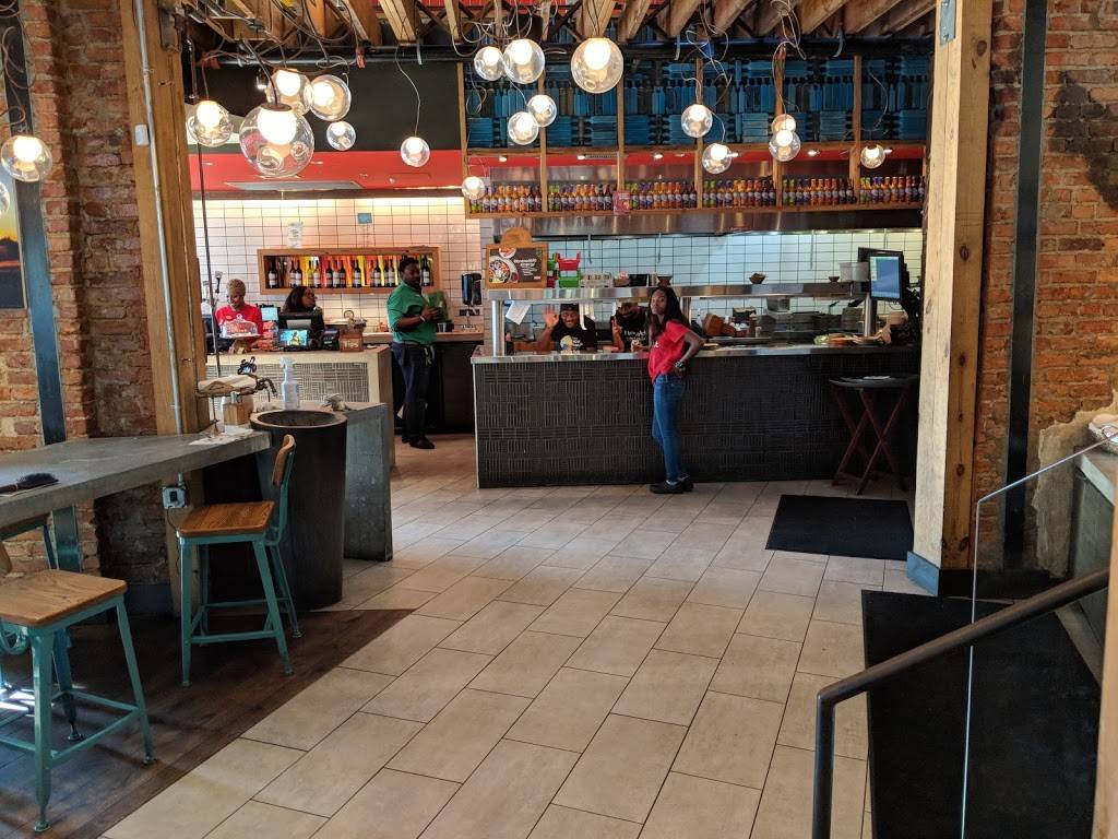 Nandos Peri-Peri | restaurant | 4231 Wisconsin Ave, Washington, DC 20016, USA | 2028211312 OR +1 202-821-1312