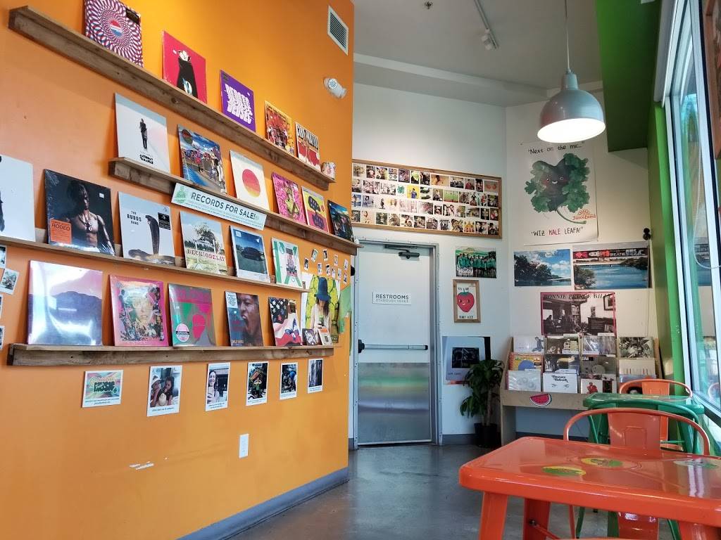 JuiceLand | restaurant | 1888 Sylvan Ave f150, Dallas, TX 75208, USA | 2147604828 OR +1 214-760-4828