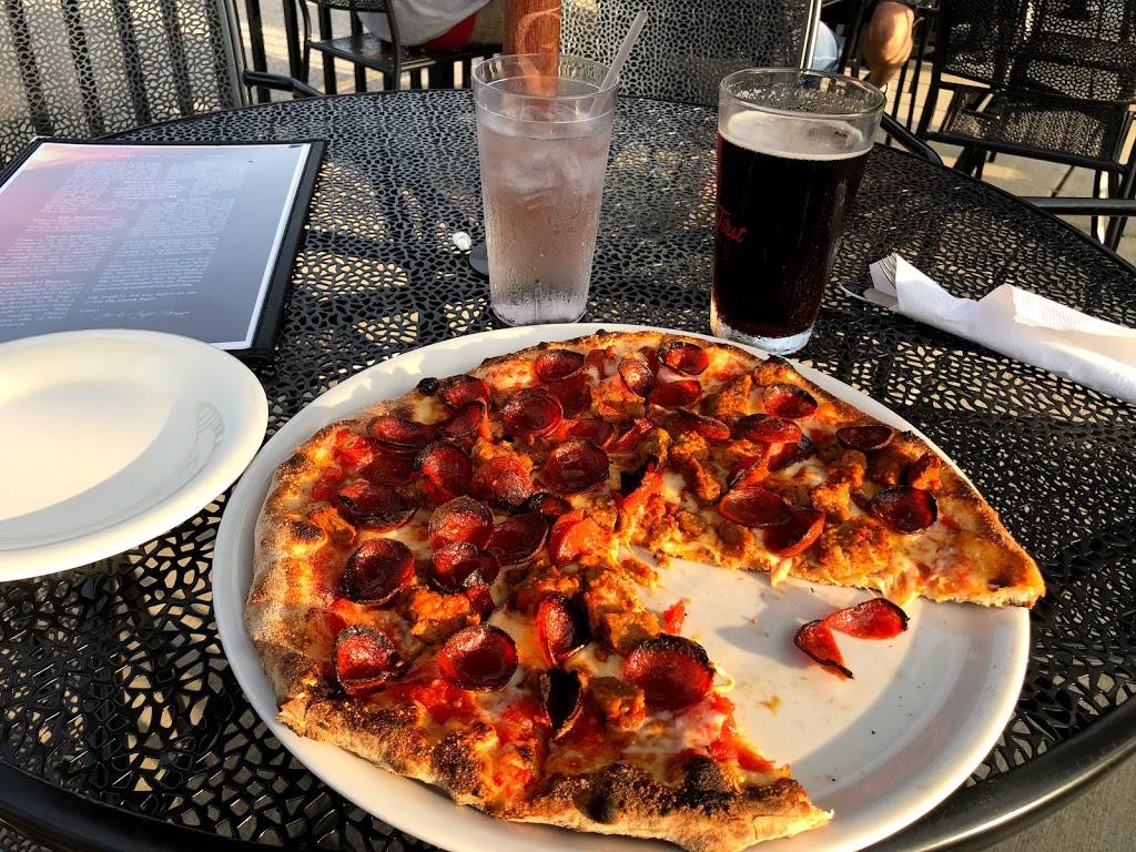 Joes Pizza Napoli | restaurant | 507 Chamber Dr, Milford, OH 45150, USA | 5132480082 OR +1 513-248-0082