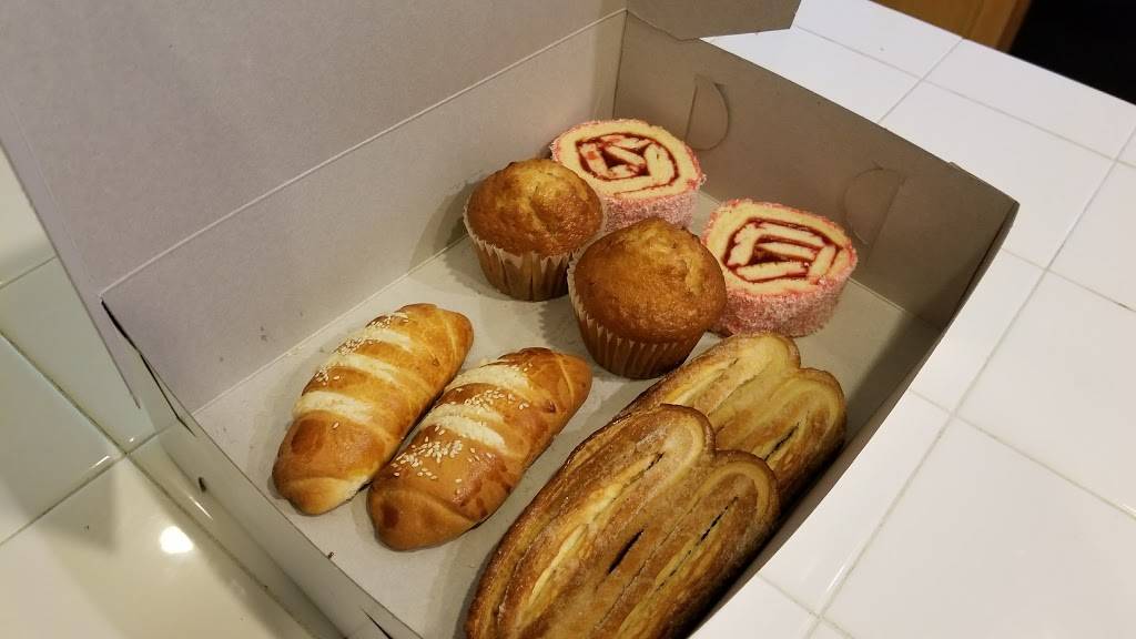 Las Delicias Bakery & Restaurant | restaurant | 8931 De Soto Ave, Canoga Park, CA 91304, USA | 8187017007 OR +1 818-701-7007