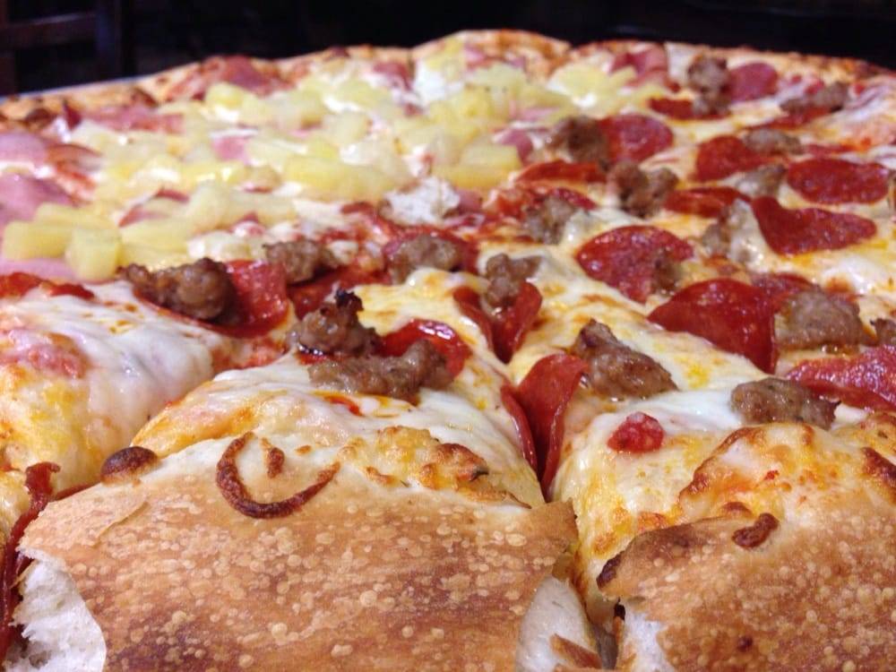 Annas Pizza | restaurant | 1240 Lakes Dr, West Covina, CA 91790, USA | 6269185929 OR +1 626-918-5929