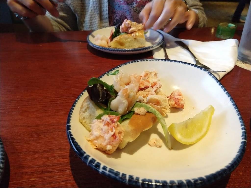 Red Lobster | restaurant | 3393 SW College Rd, Ocala, FL 34474, USA | 3522371291 OR +1 352-237-1291