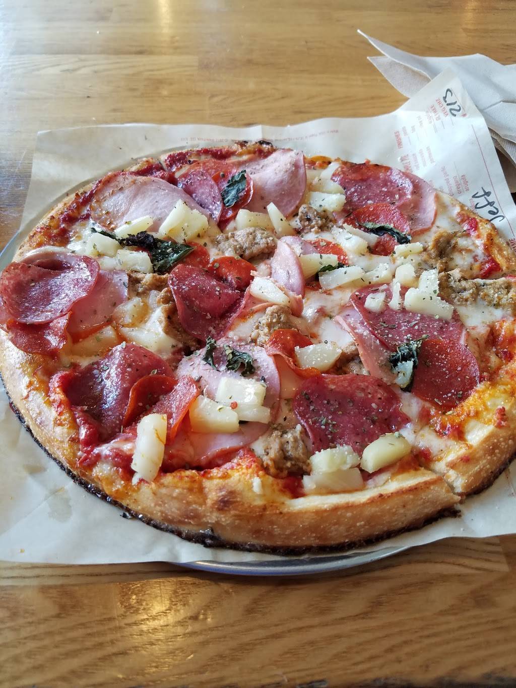 Blaze Pizza | meal takeaway | 2625 Pacific Coast Hwy, Torrance, CA 90505, USA | 3109972771 OR +1 310-997-2771