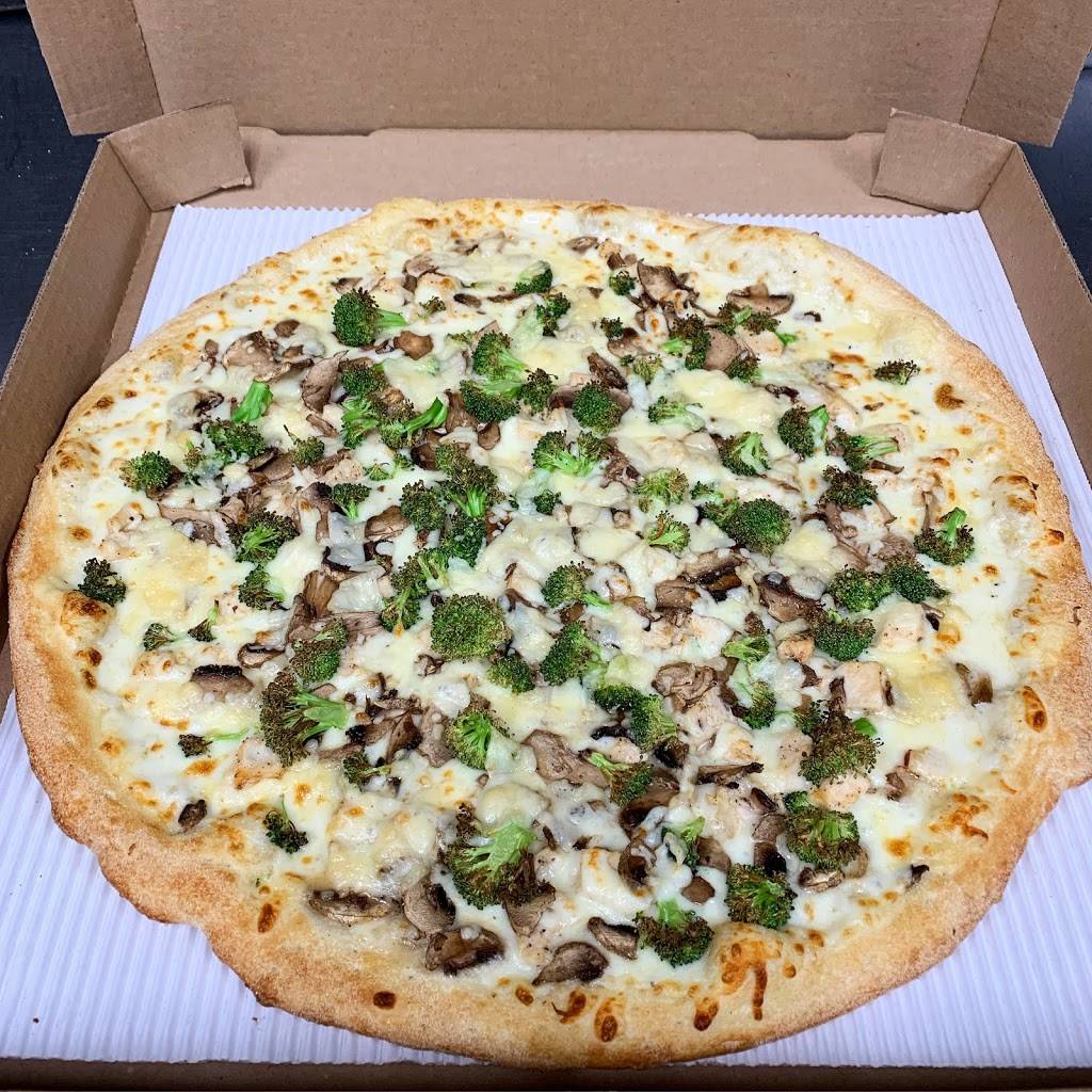 Detroit Pizza Factory | restaurant | 8471 N Telegraph Rd, Dearborn Heights, MI 48127, USA | 3132783355 OR +1 313-278-3355