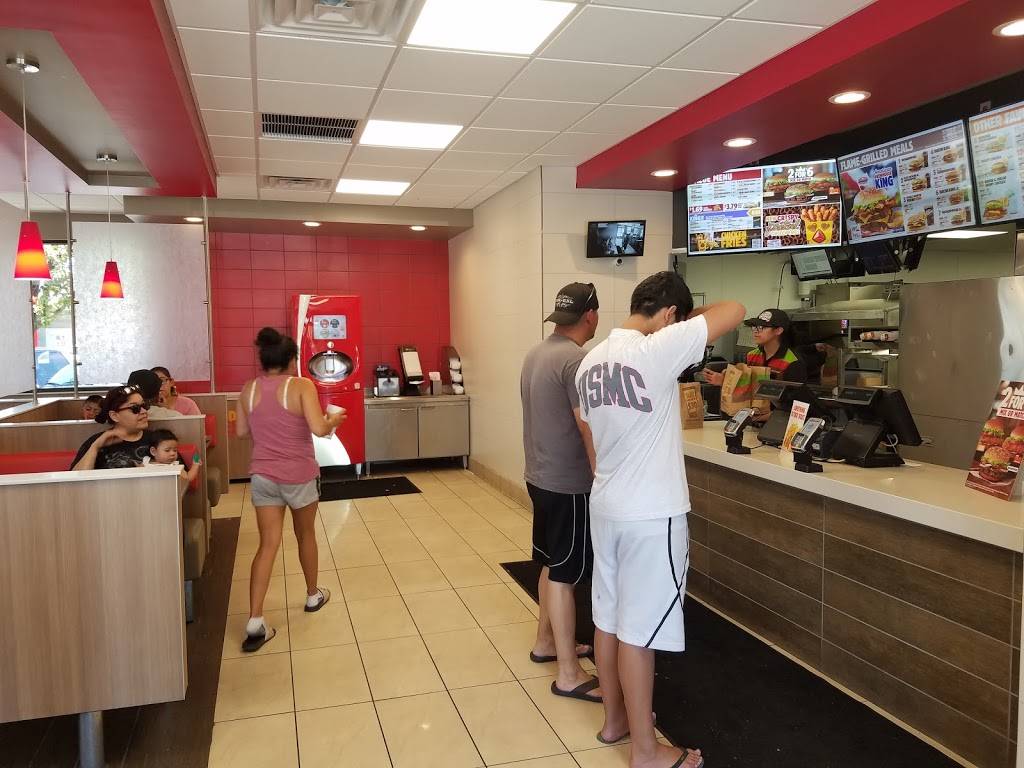 Burger King | restaurant | 2410 N Cedar Ave, Fresno, CA 93703, USA | 5592218270 OR +1 559-221-8270