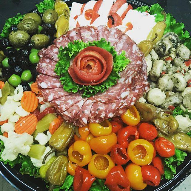 Colombo’s Woodside Deli | meal takeaway | 1453 Woodside Rd, Redwood City, CA 94061, USA | 6503694235 OR +1 650-369-4235