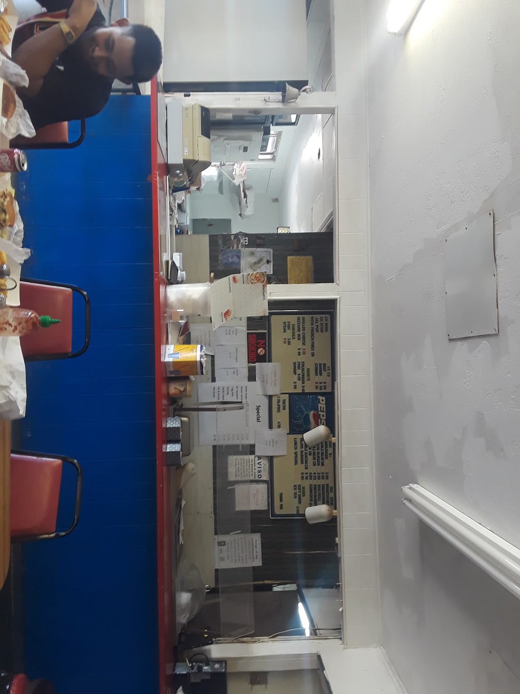 Bills Chicken & Burger | restaurant | 16750 Beaumont Hwy, Houston, TX 77049, USA | 2814560001 OR +1 281-456-0001