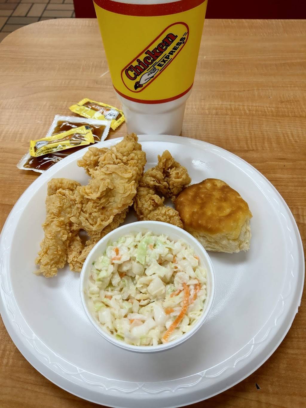 Chicken Express | restaurant | 8551 Meadowbrook Blvd, Fort Worth, TX 76120, USA | 8178013321 OR +1 817-801-3321