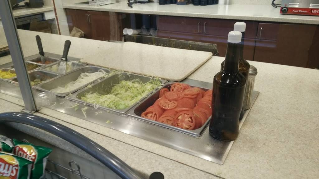Jersey Mikes Subs | meal takeaway | 17655 West 12 Mile Road, Lathrup Village, MI 48076, USA | 2482813301 OR +1 248-281-3301