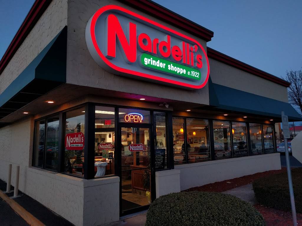 Nardellis Grinder Shoppe | restaurant | 1 Main St, East Hartford, CT 06118, USA | 8605682000 OR +1 860-568-2000
