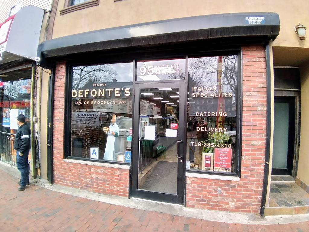 Defontes | restaurant | 95 Water St, Staten Island, NY 10304, USA | 7182854310 OR +1 718-285-4310