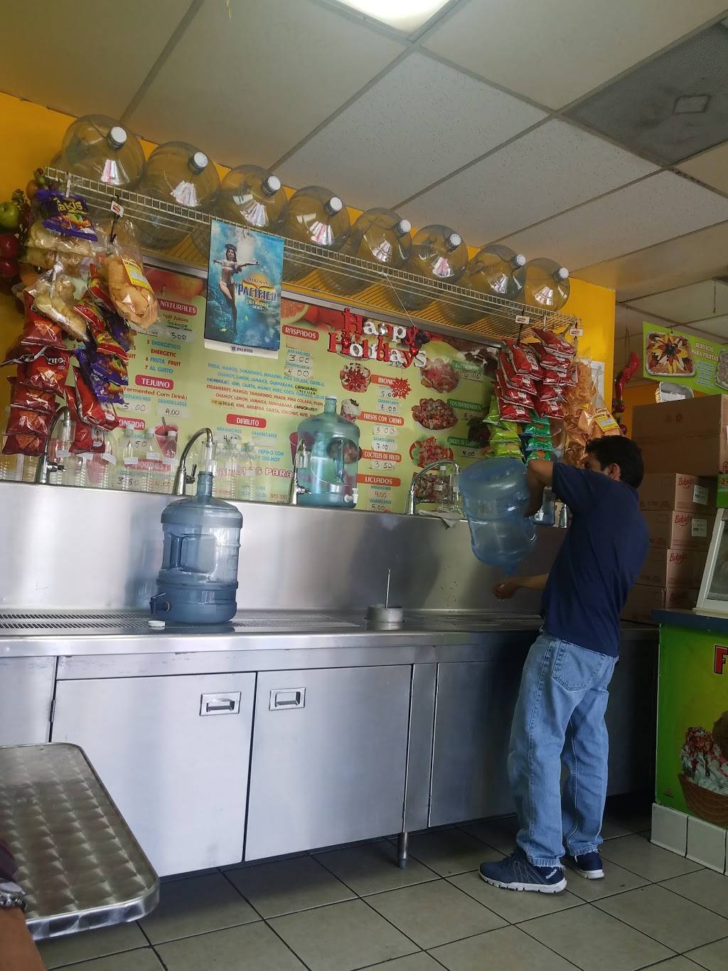 FrutiBionicos Sinaloa | restaurant | 7615 State St, Huntington Park, CA 90255, USA | 3235878578 OR +1 323-587-8578