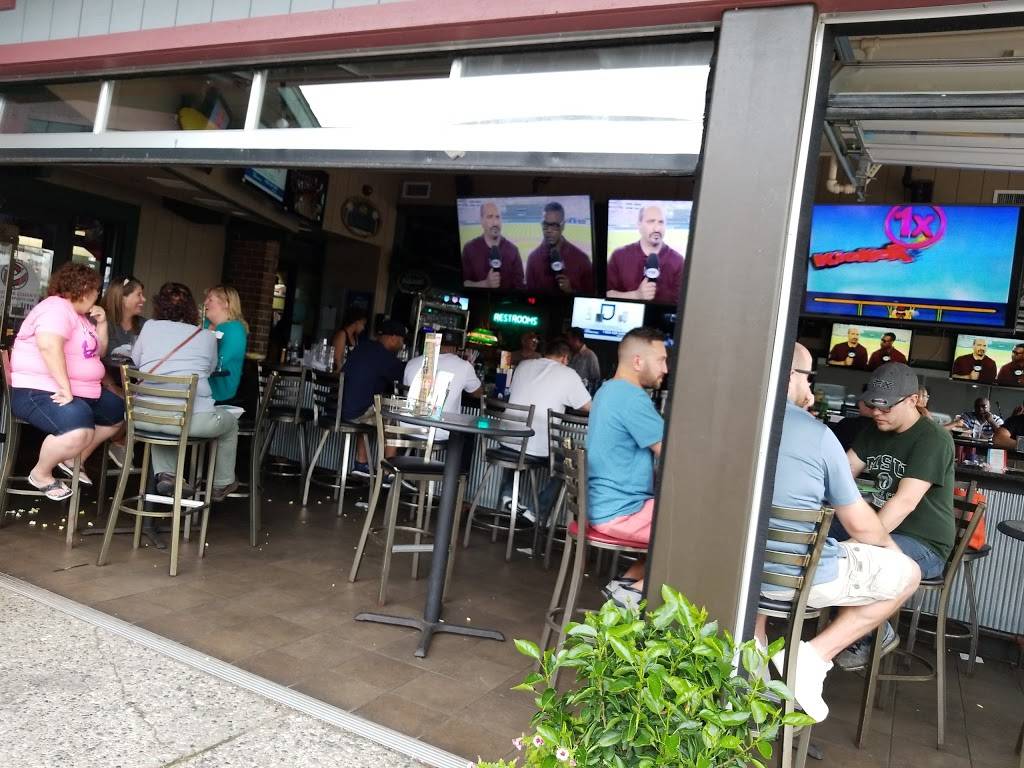 Renos West Inc | restaurant | 5001 W Saginaw Hwy, Lansing, MI 48917, USA | 5173217366 OR +1 517-321-7366