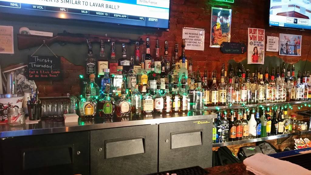 Mckelveys Pub | restaurant | 196 W Jackson St, Millersburg, OH 44654, USA | 3306746950 OR +1 330-674-6950