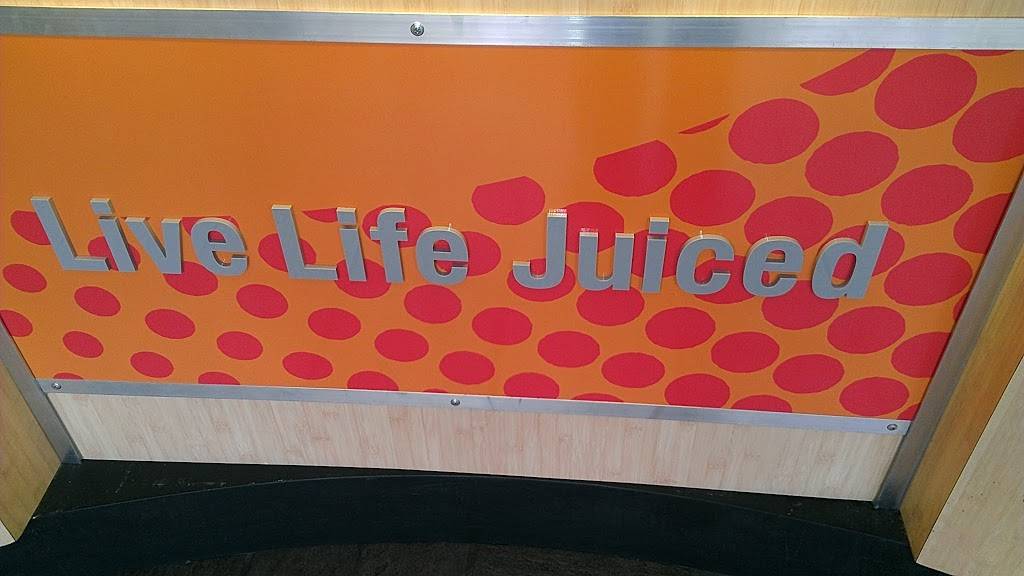 Juice It Up! | restaurant | Riverside Plaza, 3540 Riverside Plaza Dr #318, Riverside, CA 92506, USA | 9512222128 OR +1 951-222-2128