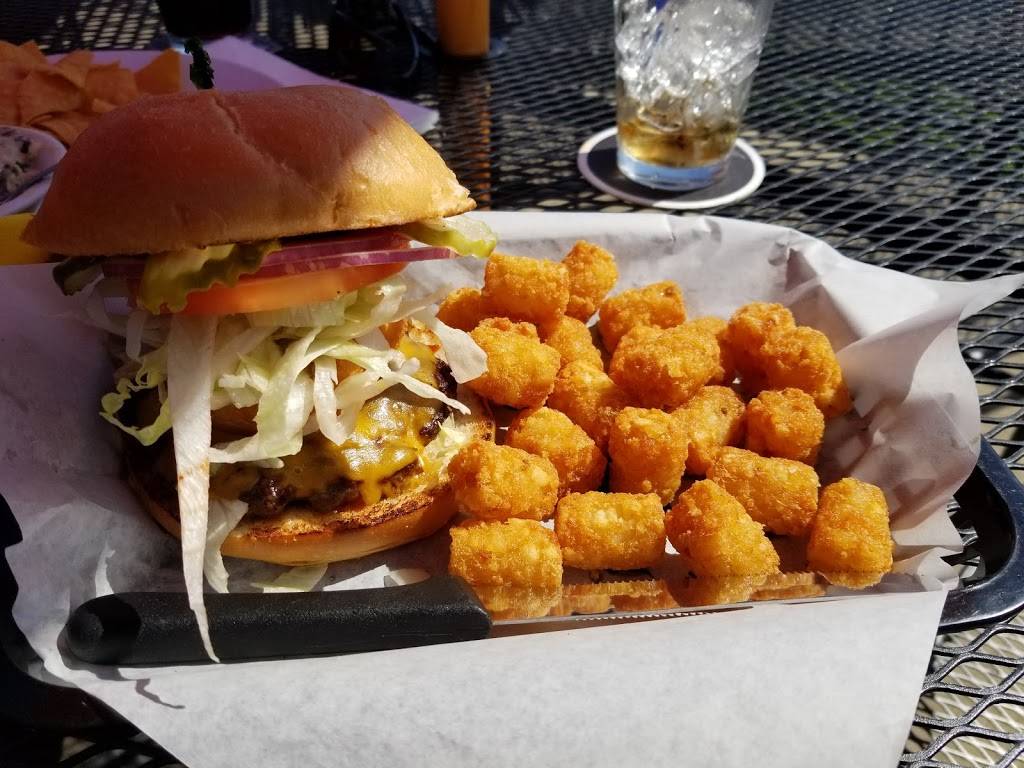 Coasters Crossing | restaurant | 1757 Washington St, Oregon City, OR 97045, USA | 5038504897 OR +1 503-850-4897