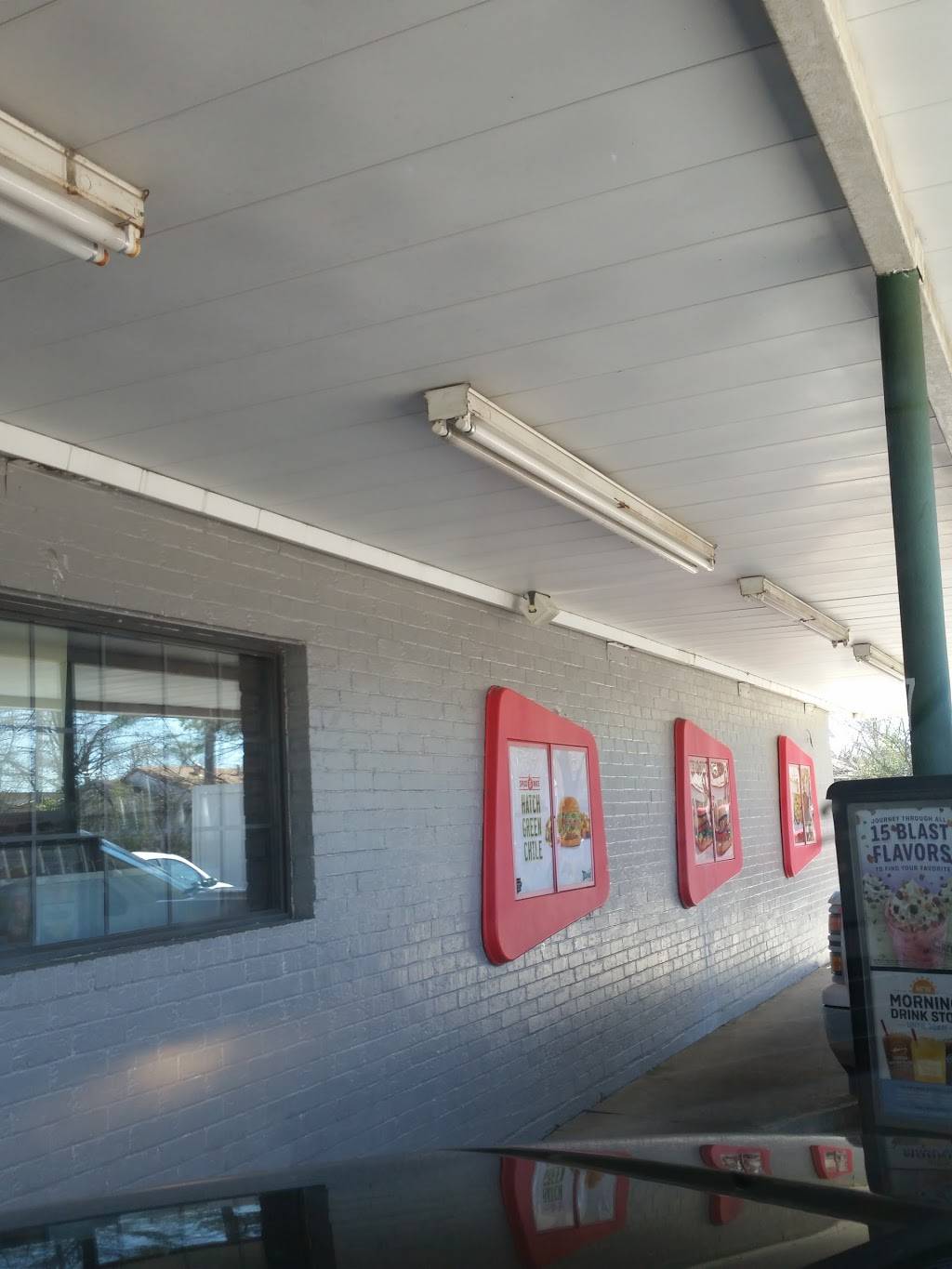 Sonic Drive-In | restaurant | 2233 S Washington St, Kaufman, TX 75142, USA | 9729322445 OR +1 972-932-2445
