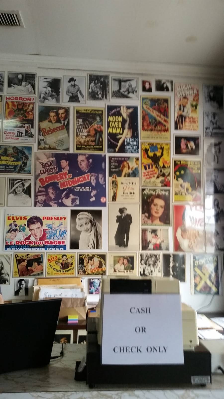 Joes Place | restaurant | 111 Simpson St, Gilmer, TX 75644, USA | 9038432161 OR +1 903-843-2161