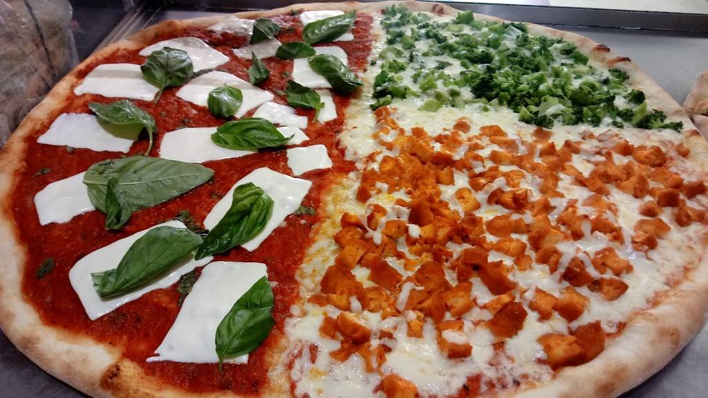 Villa Maria Pizzeria | restaurant | 2440 Eastchester Rd, Bronx, NY 10469, USA | 7188827446 OR +1 718-882-7446