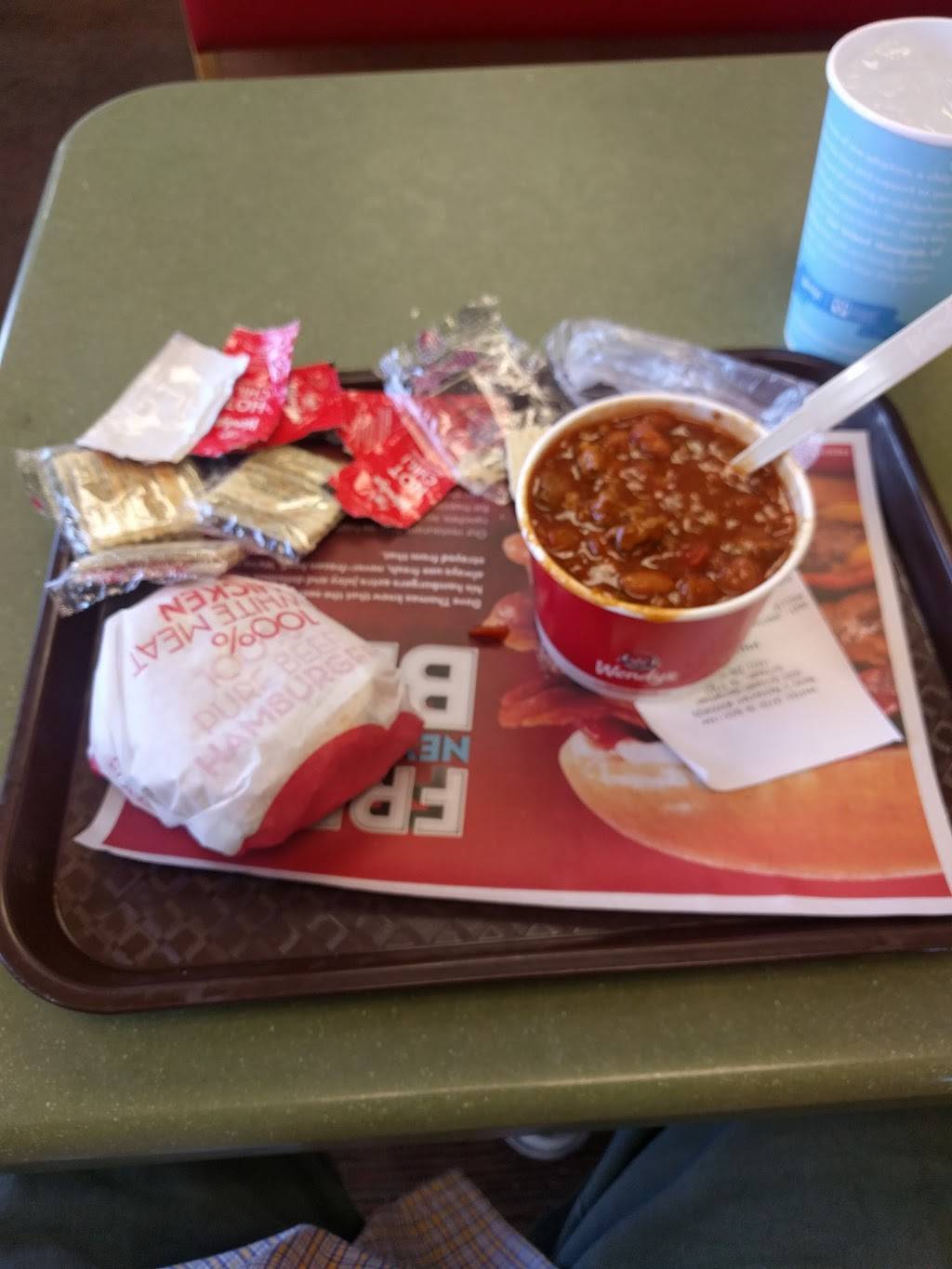 Wendys | restaurant | 6009 Ooltewah Georgetown Rd, Ooltewah, TN 37363, USA | 4232385580 OR +1 423-238-5580