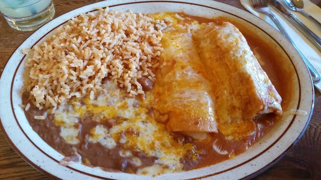 Casa de Lago | restaurant | 891 N Ventura Ave, Oak View, CA 93022, USA | 8056499595 OR +1 805-649-9595