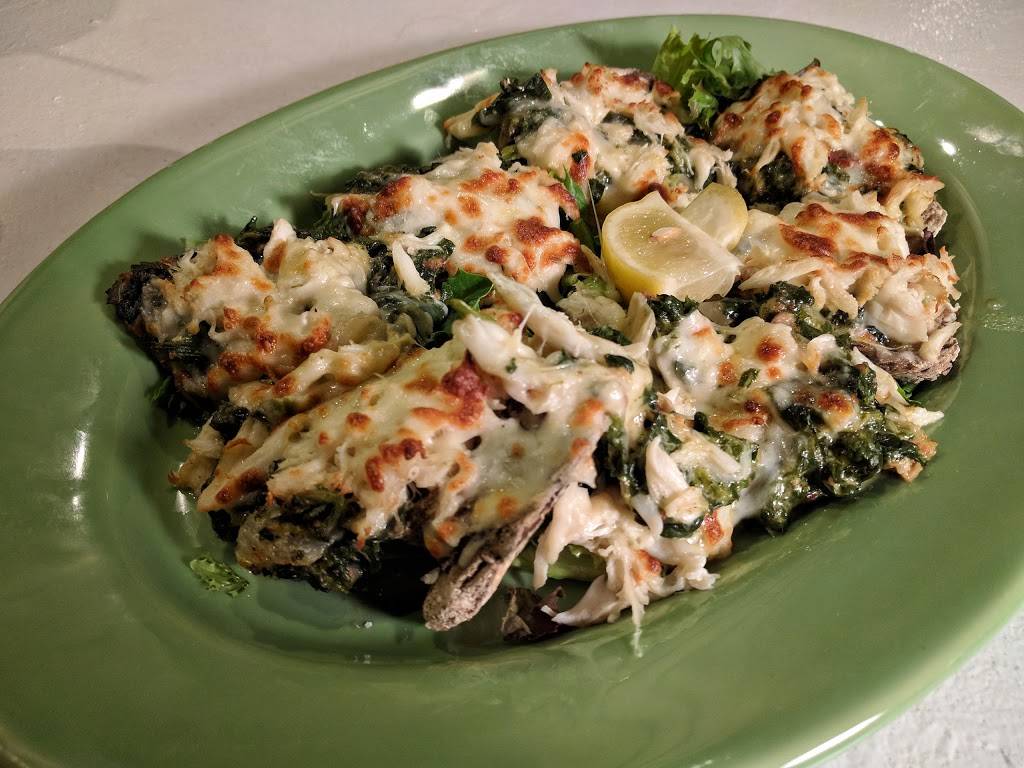 Fish & Slips Marina Raw Bar & Grill | restaurant | 10 Crawford Pkwy, Portsmouth, VA 23704, USA | 7579986631 OR +1 757-998-6631