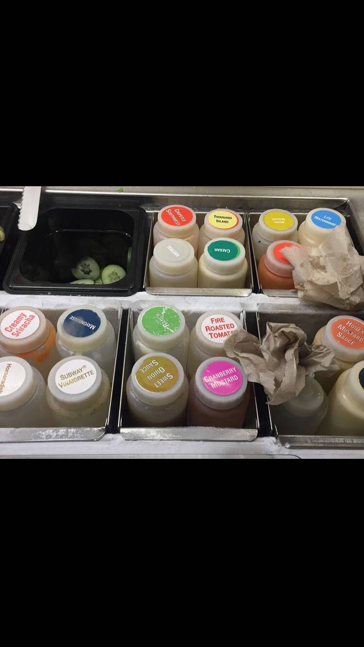 Subway Restaurants | restaurant | 140 E Main St, Smithtown, NY 11787, USA | 6316563399 OR +1 631-656-3399