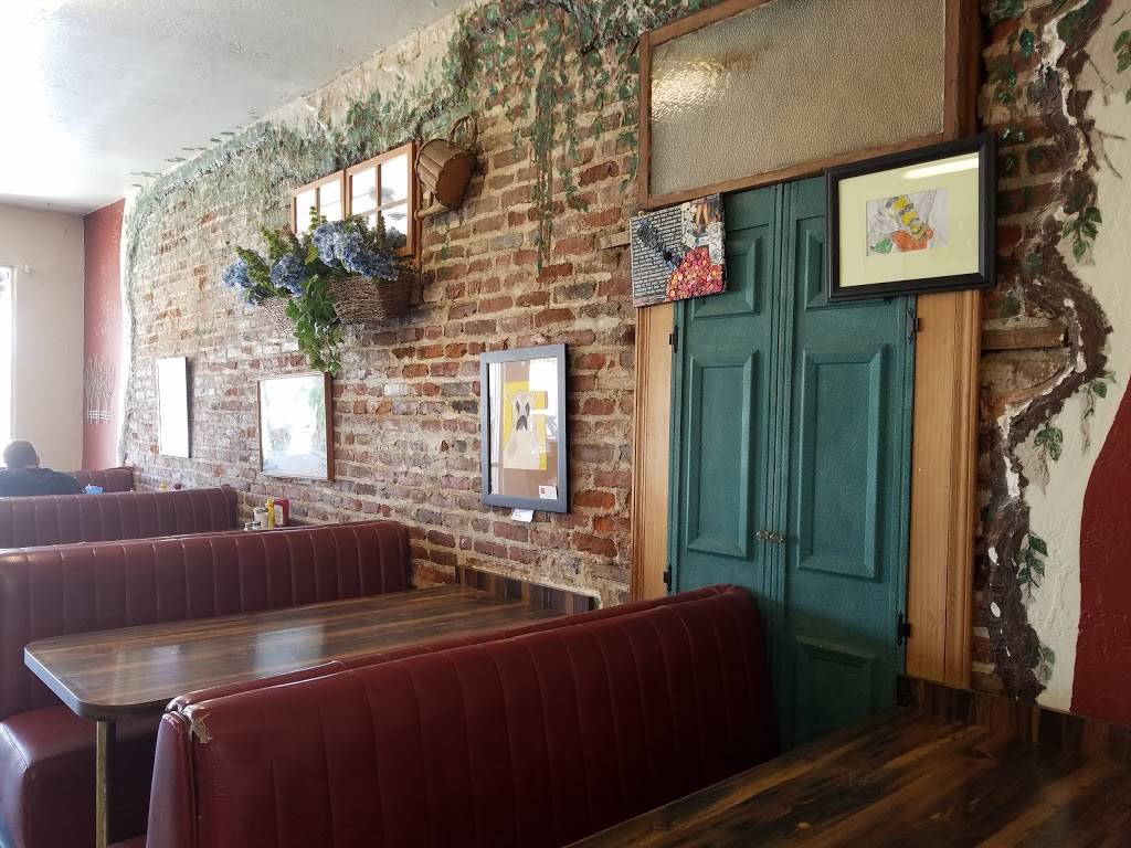 Dukes Diner | restaurant | 1770 7th Ave, Olivehurst, CA 95961, USA | 5307412970 OR +1 530-741-2970