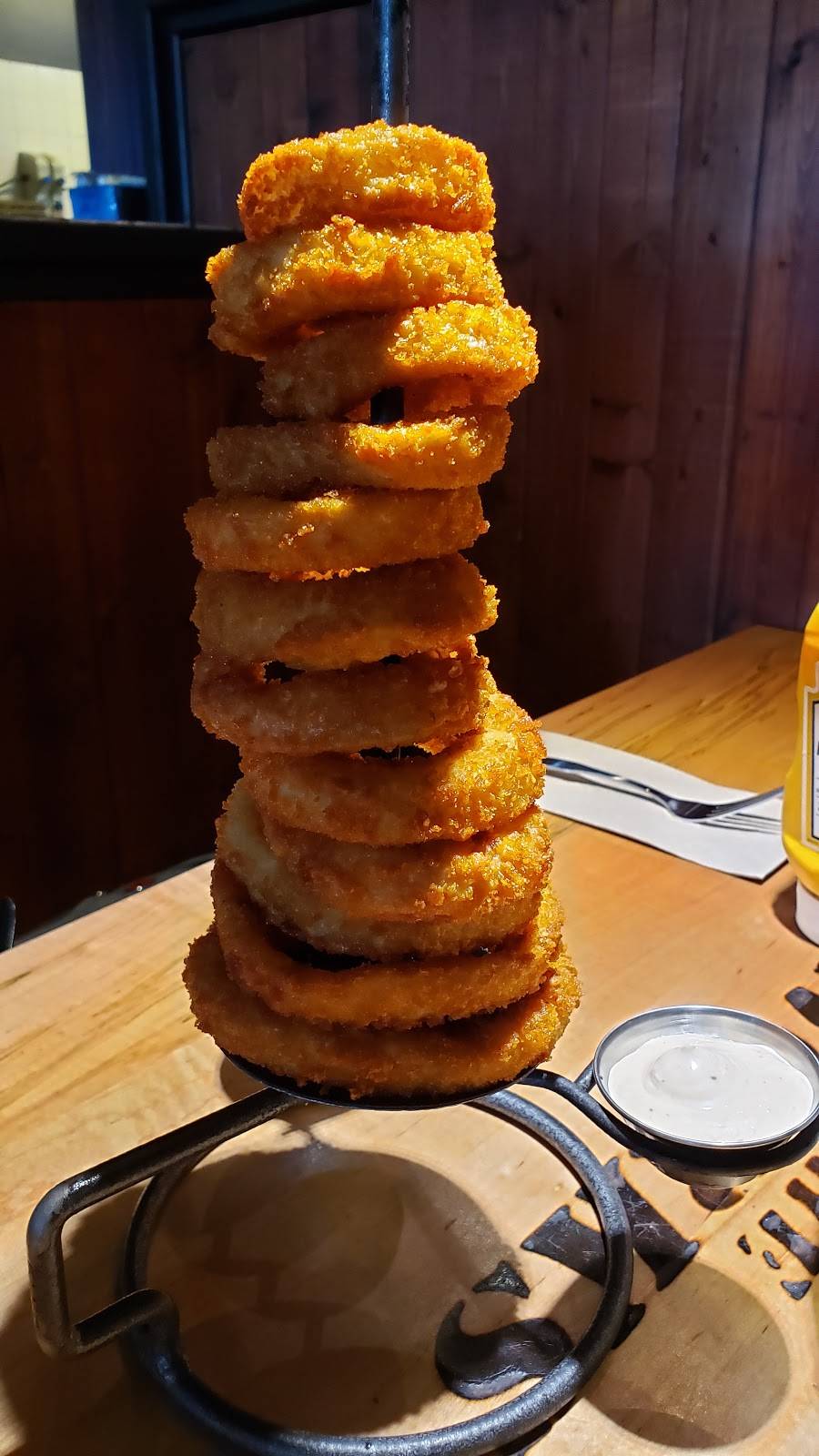 The Works Gourmet Burger Bistro | restaurant | 900 Watters Rd, Orléans, ON K4A 0B4, Canada | 6138240406 OR +1 613-824-0406