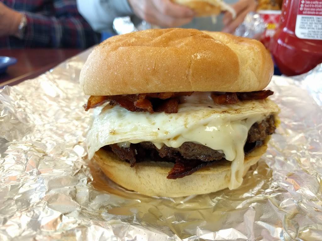 Home Run Burgers & Fries | restaurant | in front of Stonybrook theater, 2723 S Hurstbourne Pkwy, Louisville, KY 40220, USA | 5024097004 OR +1 502-409-7004