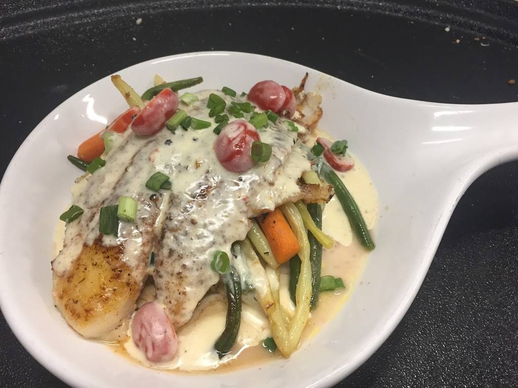 Club Seats Grille | restaurant | 2600 Main St Unit 102, Hilton Head Island, SC 29926, USA | 8433632582 OR +1 843-363-2582