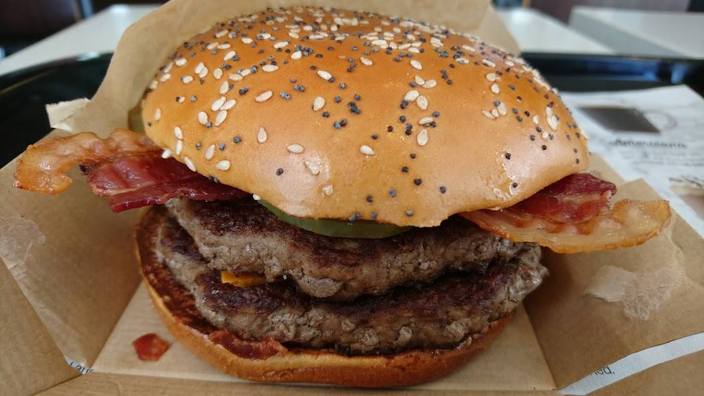 McDonalds | cafe | 2260 Markham Rd, Scarborough, ON M1B 2W4, Canada | 4163213590 OR +1 416-321-3590