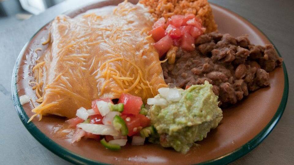 The Whole Enchilada & Tortilla Factory | restaurant | 310 E Midland St, Bay City, MI 48706, USA | 9893161777 OR +1 989-316-1777