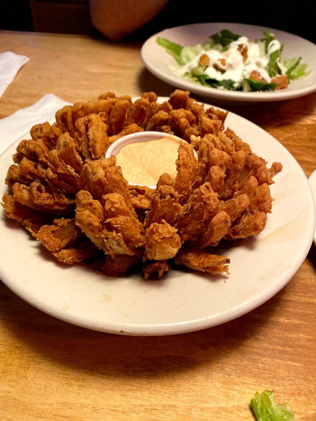 Texas Roadhouse | restaurant | 7125 Desoto Cove, Horn Lake, MS 38637, USA | 6625364044 OR +1 662-536-4044