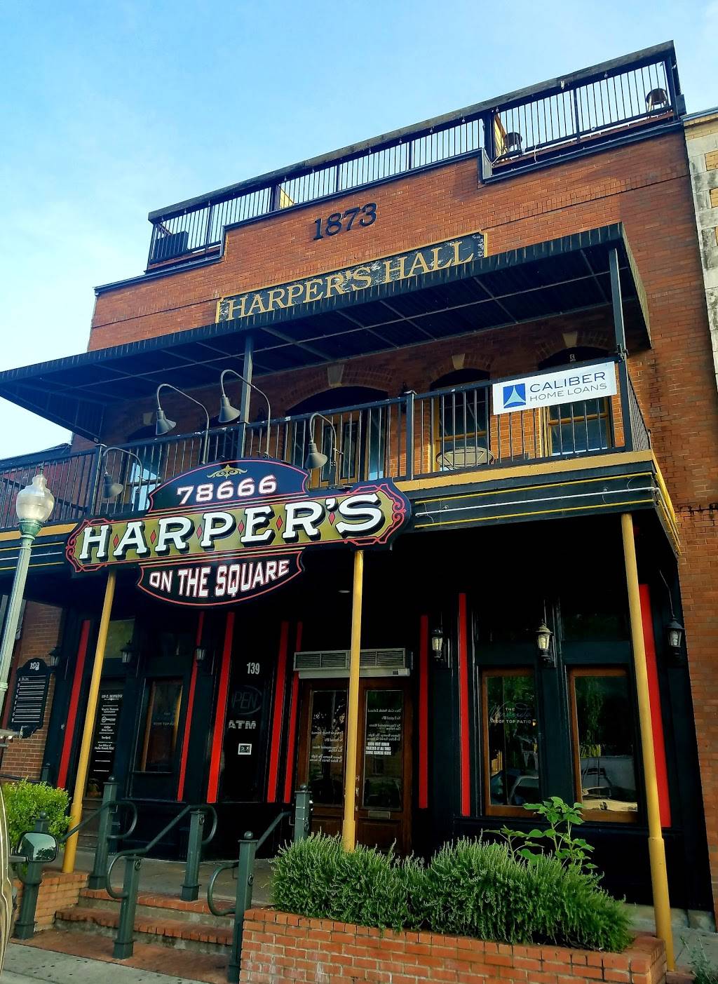 Harpers | restaurant | 139 E Hopkins St, San Marcos, TX 78666, USA | 5128782448 OR +1 512-878-2448