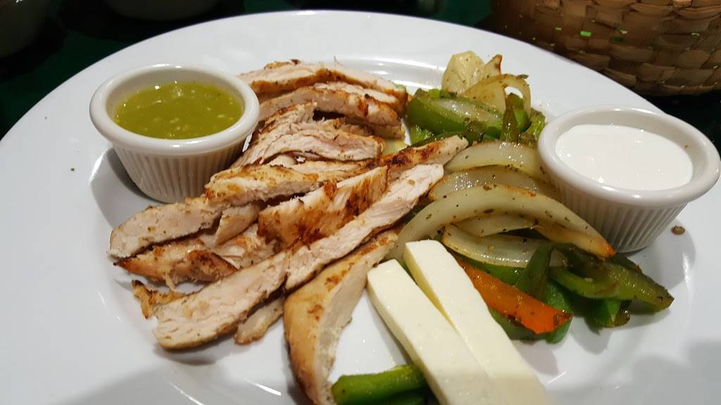 Guakamoles | restaurant | 1281 Plaza Cir, West Palm Beach, FL 33404, USA | 5617999355 OR +1 561-799-9355