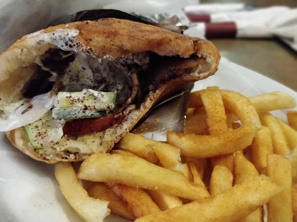 Balkan House | restaurant | 3028 Caniff St, Hamtramck, MI 48212, USA | 3132626234 OR +1 313-262-6234