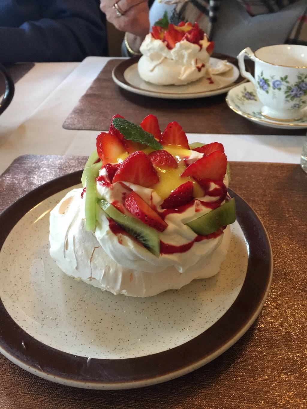 bijoys restaurant | restaurant | 42 Temperance St, Aurora, ON L4G 2P7, Canada | 9057277149 OR +1 905-727-7149