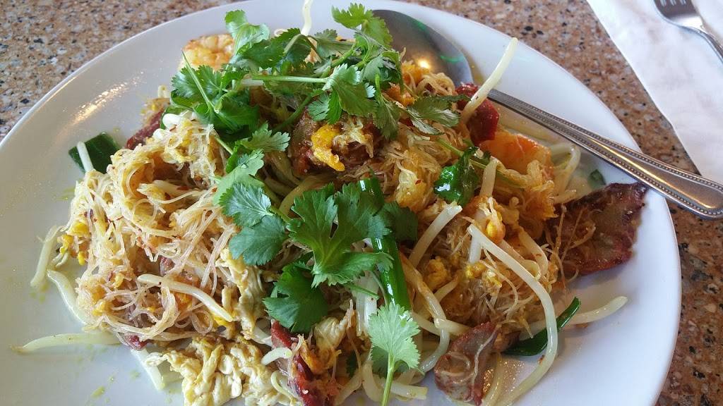 Gata Thai Cuisine | restaurant | 35 S Gibson Rd, Henderson, NV 89012, USA | 7025656093 OR +1 702-565-6093