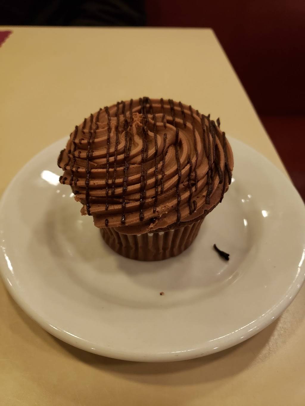 Louies Restaurant | restaurant | 1009 North Ave, Waukegan, IL 60085, USA | 8472440101 OR +1 847-244-0101