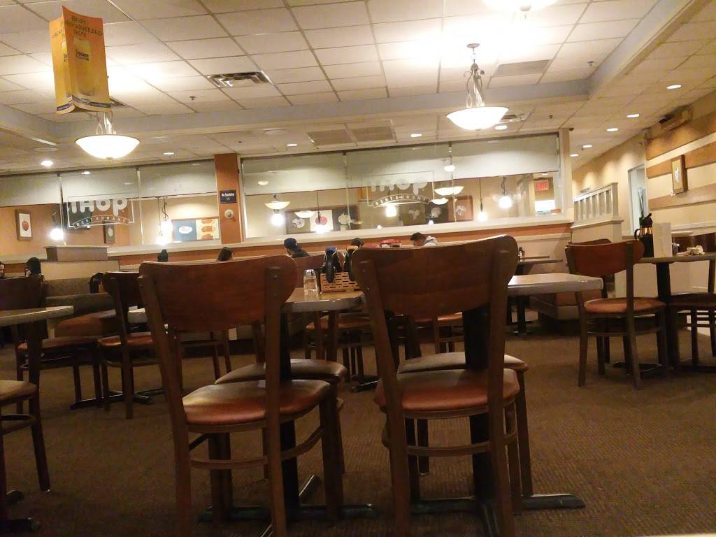 IHOP | restaurant | 935 Richmond Ave, Staten Island, NY 10314, USA | 7184944467 OR +1 718-494-4467