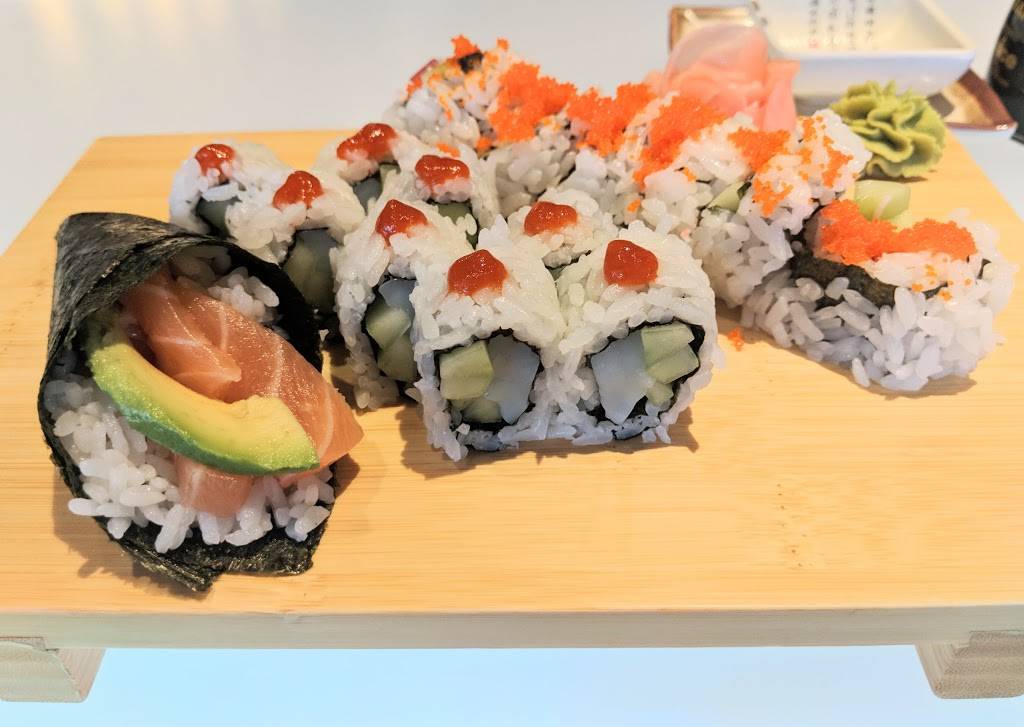 Sushi House | restaurant | 17265 Chesterfield Airport Rd, Chesterfield, MO 63005, USA | 6367783232 OR +1 636-778-3232