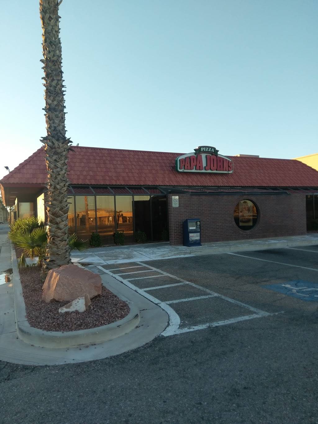Papa Johns Pizza | restaurant | Nellis Air Force Base Building #350, Las Vegas, NV 89191, USA | 7026437222 OR +1 702-643-7222