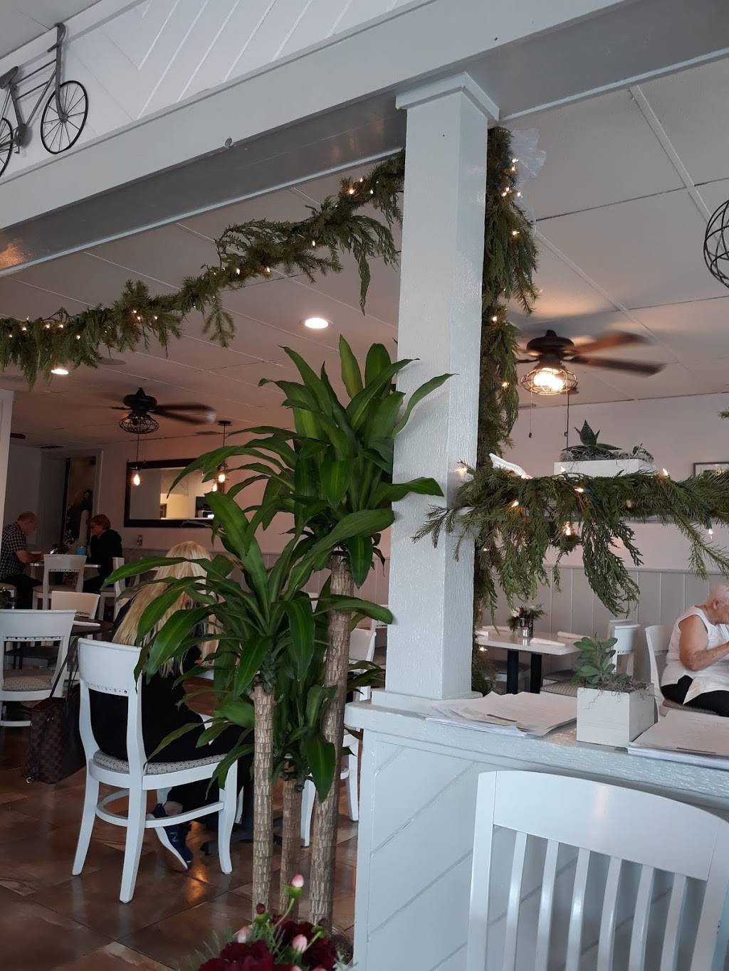 Tequesta Cafe | restaurant | 289 US-1, Tequesta, FL 33469, USA | 5614083798 OR +1 561-408-3798