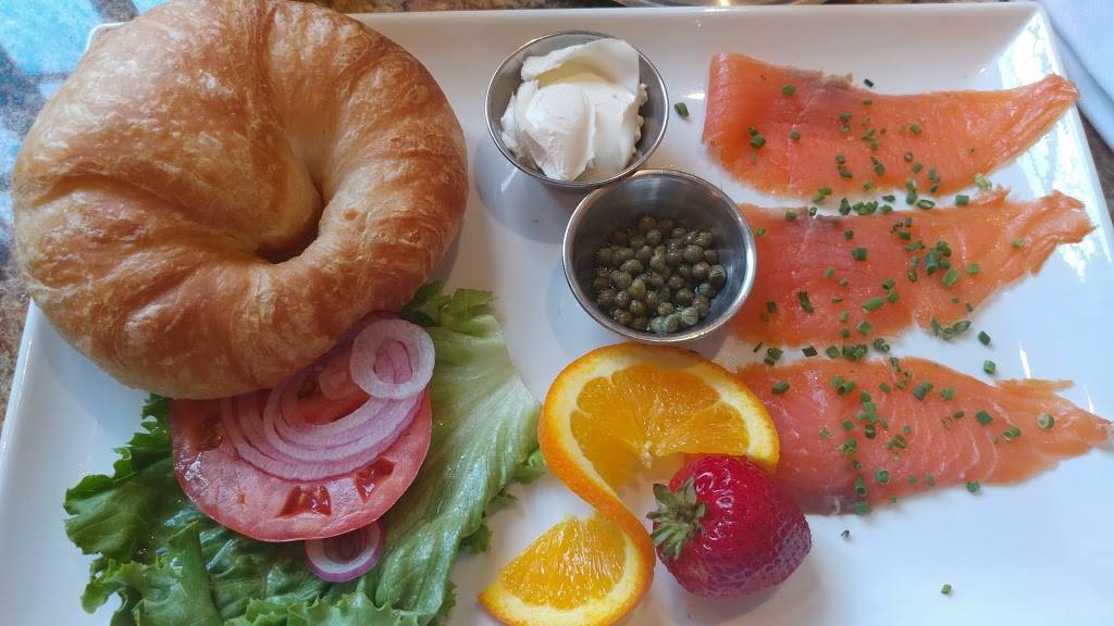 Blue Talon Bistro | restaurant | 420 Prince George St, Williamsburg, VA 23185, USA | 7574762583 OR +1 757-476-2583