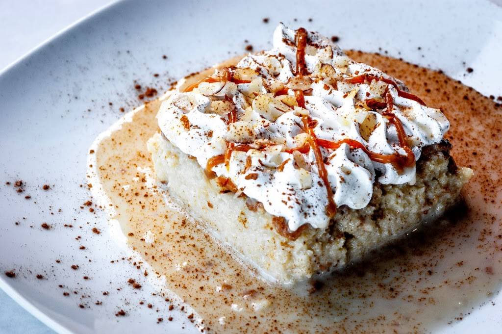 Bandeja Paisa Latin Restaurant | restaurant | 12701 S John Young Pkwy #101, Orlando, FL 32837, USA | 4077047888 OR +1 407-704-7888