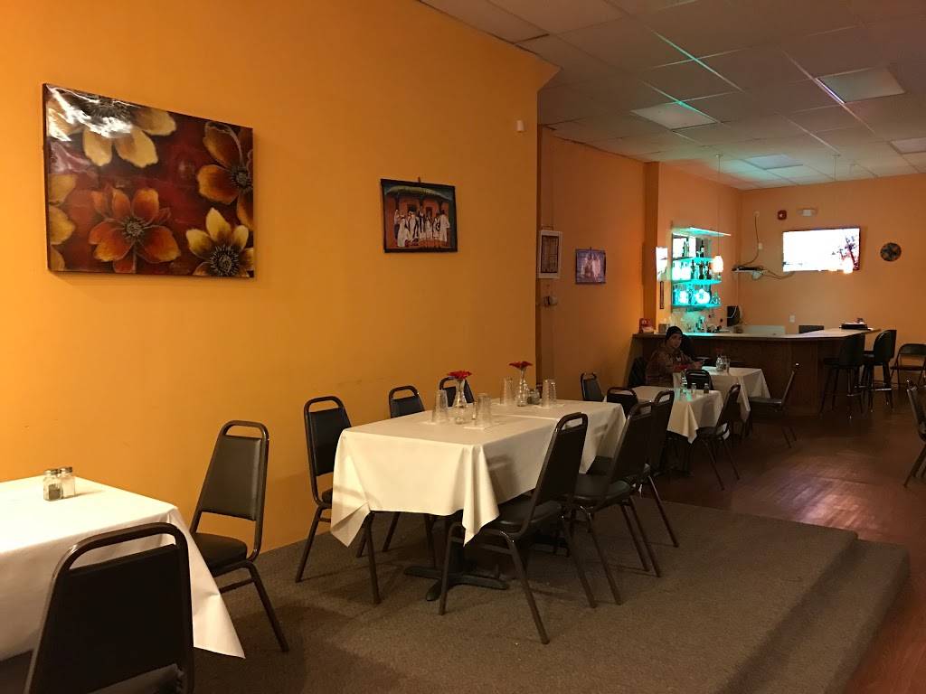 Ghebres Restaurant | restaurant | 512 Snelling Ave, St Paul, MN 55104, USA | 6514934324 OR +1 651-493-4324